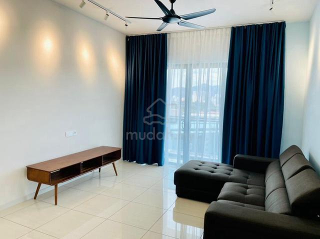 Queens Residences Q1 @ Queens Waterfront 1