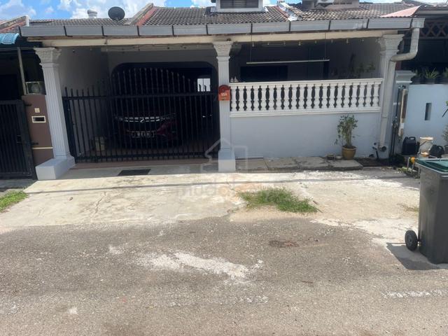 Rumah Teres Satu Tingkat Taman Tangkak Jaya 1