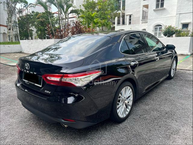 2020 Toyota CAMRY 2.5 V - Direct Owner - 2