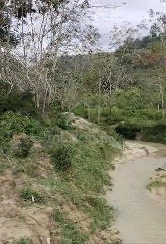Tanah 1 Ekar Tepi Sungai Ada Akses Jalan 3