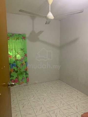 Rumah Kongsi (2Bilik 1Tandas) 1