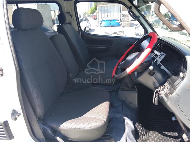 2001 Toyota HIACE (M) Window Van Low Roof - 5