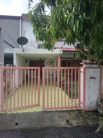 Double storey terrace house at Teluk Pulai , Klang 1