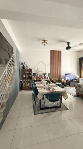 Townhouse Begonia Villa Simpang Ampat| Upper Unit |Renovated 1