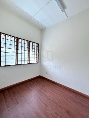 Double Storey House 4Bed 3Bath @ Jalan Harmoni Taman Desa Harmoni 1