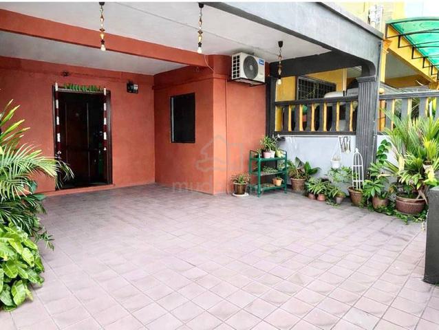 RENOVATED 20x65 🔥 2 Storey Terrace Taman Melur, Ampang 1