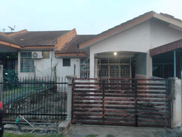 rumah keluarga untuk disewa 1