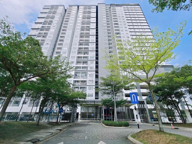 Centra Residences @ Nasa City 1