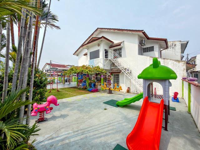 CORNER LOT🔥 Double Storey Terrace Jalan Helang Bandar Puchong Jaya 1