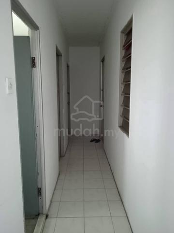 Vista Shop Apartment (Damansara Damai) 5