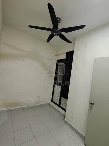 Room for rent 2