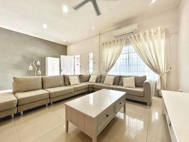 Hup Kee Road ❣️ Double Storey Intermediate House 1