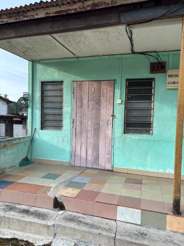 Rumah dalam kebun untuk disewa 1