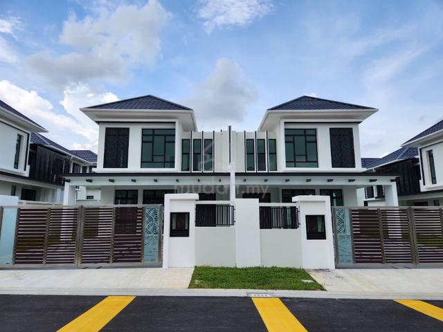 Setia Tropika EUROPEAN Alocasia Semi D 40x90 Johor Bahru 1