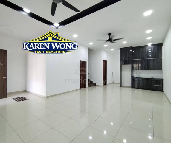 【RENOVATED KITCHEN CABINET】SP SAUJANA 2 Storey Terrace House for Sale 1