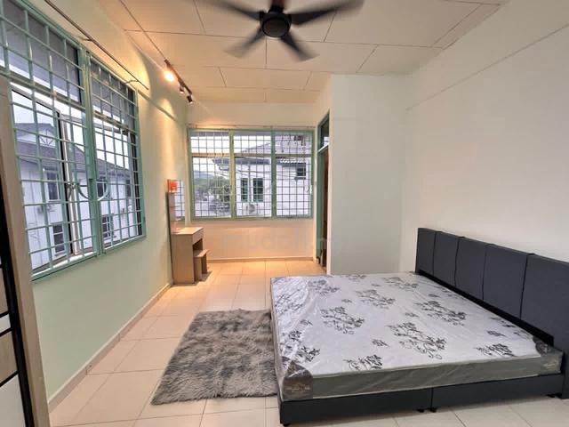 Bayan Baru Landed House Room Near factory Bayan Lepas Ready to movein 1