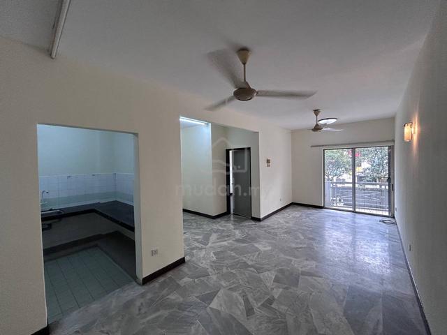 Pelangi Court 1