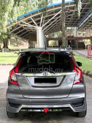 2017 Honda JAZZ 1.5 E (A) TIP TOP CONDITION - 4