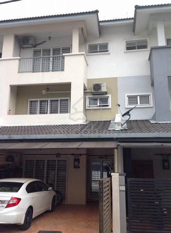 OWNER DIRECT – Spacious 6-Bedroom Terrace House for Sale at Batu Caves 1
