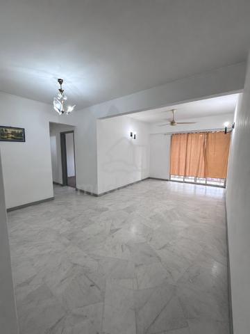 Sri Damansara Court 1