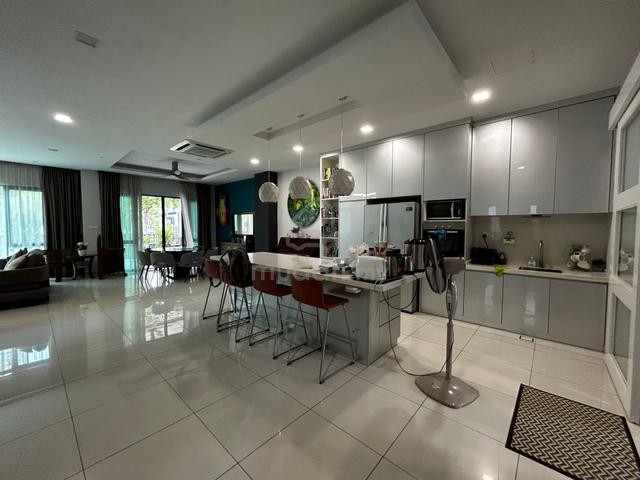 [FULL RENOVATED] Lepironia Semi-D Setia Eco Glades Cyberjaya Sejati 1