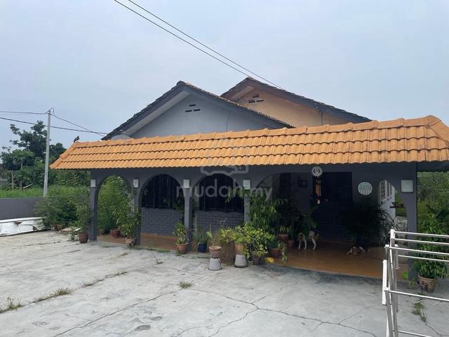 Low Price 🔥Buntong - First Garden Ipoh - Single Storey Bungalow House 1