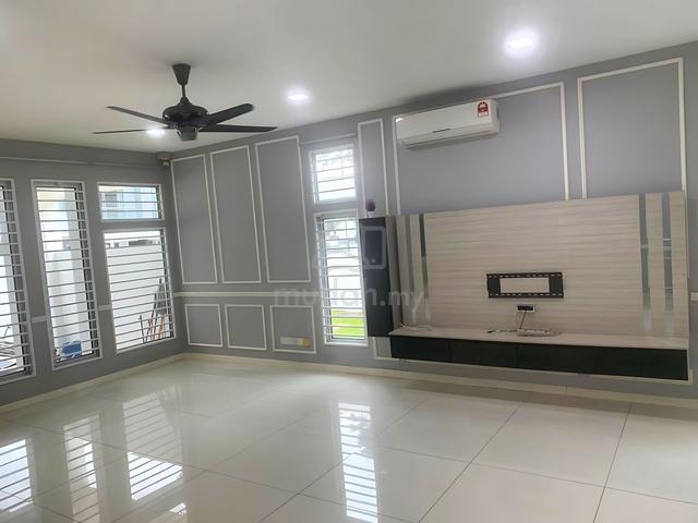 Premium End Lot 2-Storey @ Paragon 150, Taman Lestari Putra 1