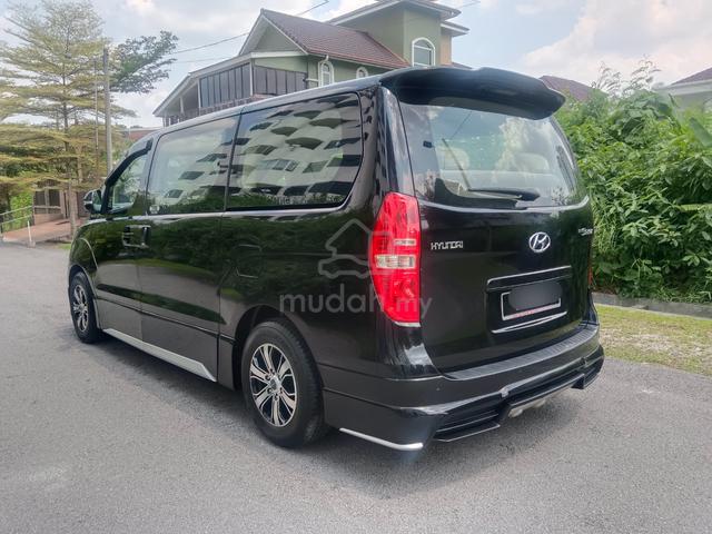2018 Hyundai GRAND STAREX 2.5 ROYALE FACELIFT (A) - 3