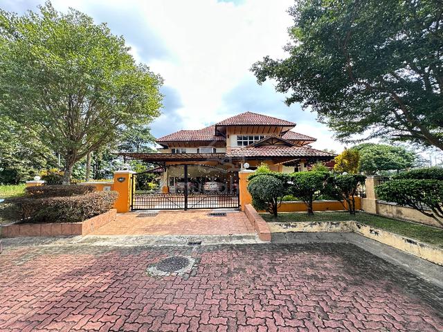 Double Storey Bungalow Impian Golf Country Resot Saujana Impian 1