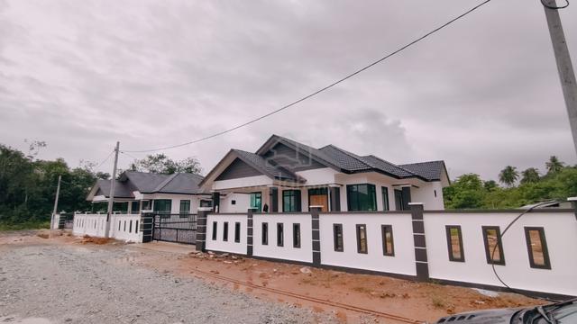 Rumah Banglo Satu Tingkat di Kg Batu Penunggul, Bukit Payong, Marang 1