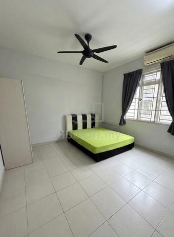 tebrau city residence / behind aeon tebrau / beside toppen ikea room 1