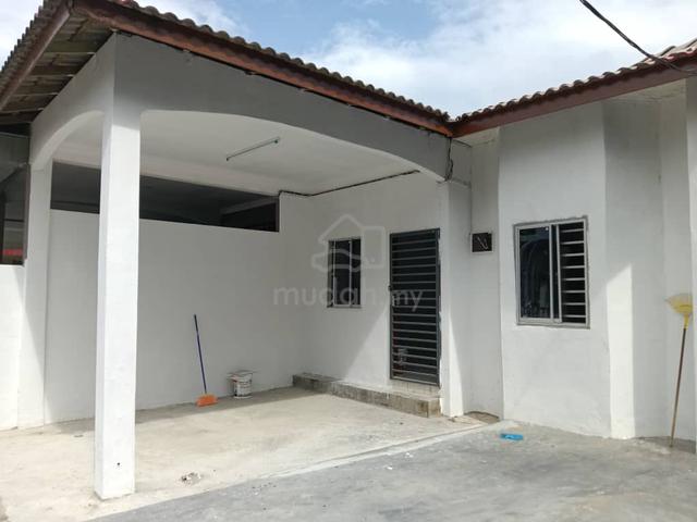 Jawi Taman Widuri Single Storey Terrace End Lot with EXTRA LAND 1