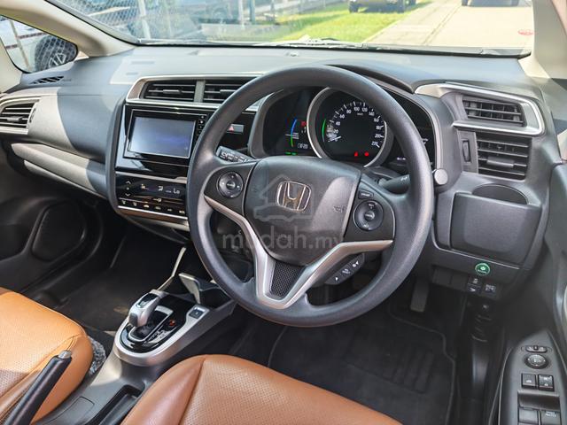 2017 Honda JAZZ 1.5 HYBRID (A) - 3