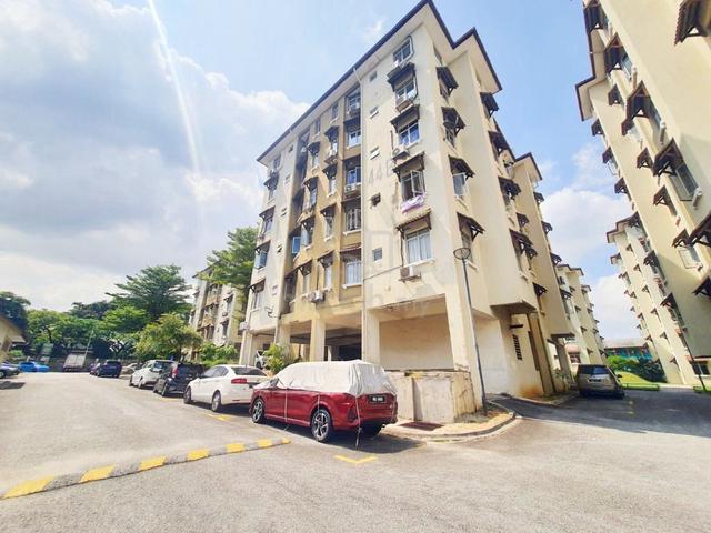 Seri Ixora Apartment 1
