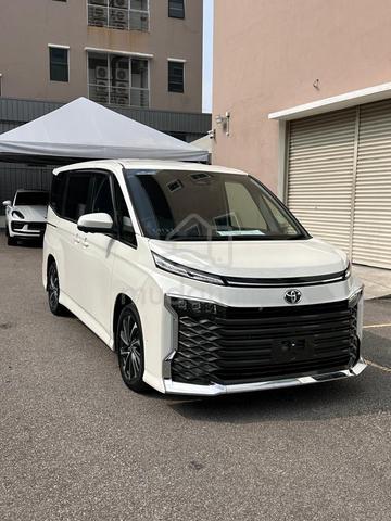 2022 Toyota VOXY 2.0 S-Z (A) - 1