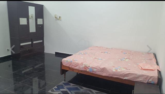 Master bedroom with attached toilet 2