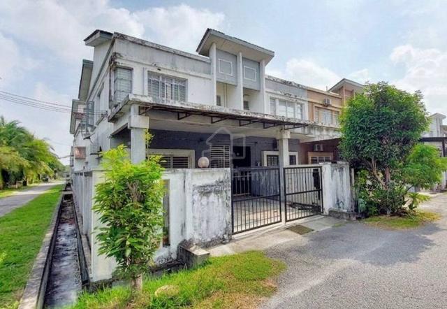 (PALING MURAH) END LOT 2 Storey Terrace SP3, Bandar Saujana Putra 1