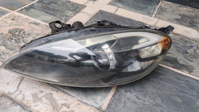 Volvo v40 headlights - photo 3 of 3