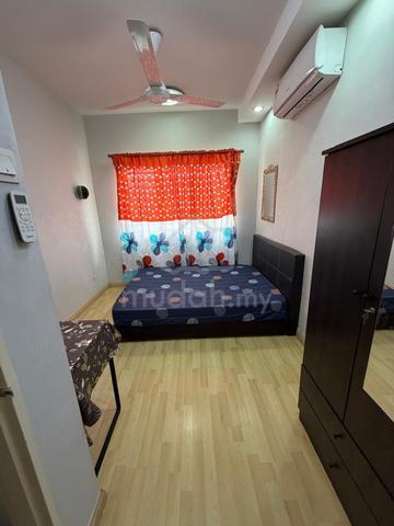 Gorgeous Aircond Master Room,Female,Putra Suria Resident, Cheras LRT 1