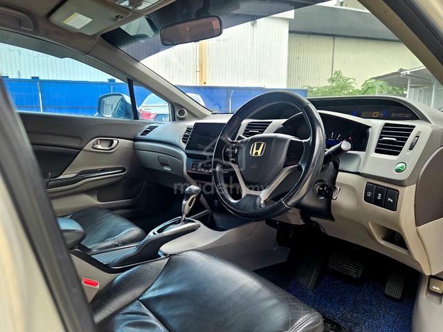 2012 Honda CIVIC 1.8 S-L iVTEC FACELIFT (A) - 3