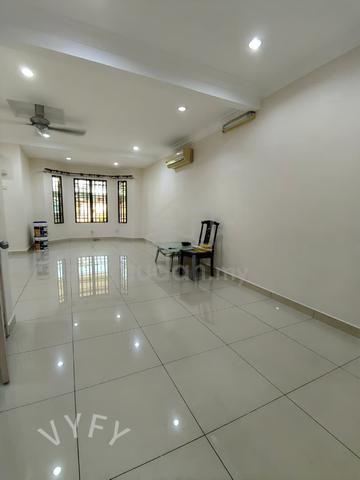 bandar botanic duoble storey for rent 1