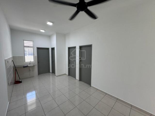BARE NEW Single Storey Terrace Bandar Botani Parkland Bemban Jasin 4
