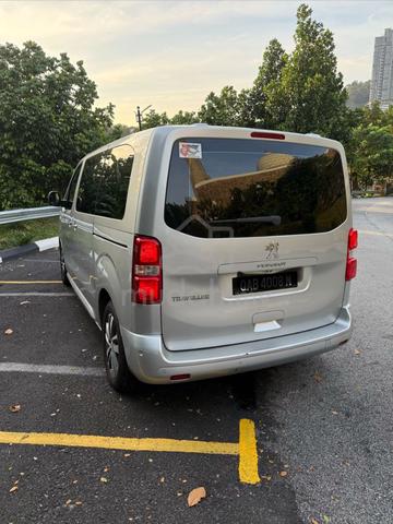2017 Peugeot TRAVELLER ALLURE 2.0 (A) Silver - 2