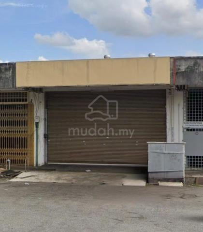 HOT! HIGH VISIBILITY! PRIME LINK FACTORY WAREHOUSE! Puchong Utama 1