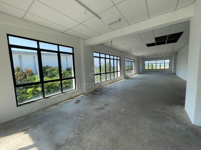 Corner Lot. 1st Floor. Cyber 10 @ Masreca 19 Commercial. 1