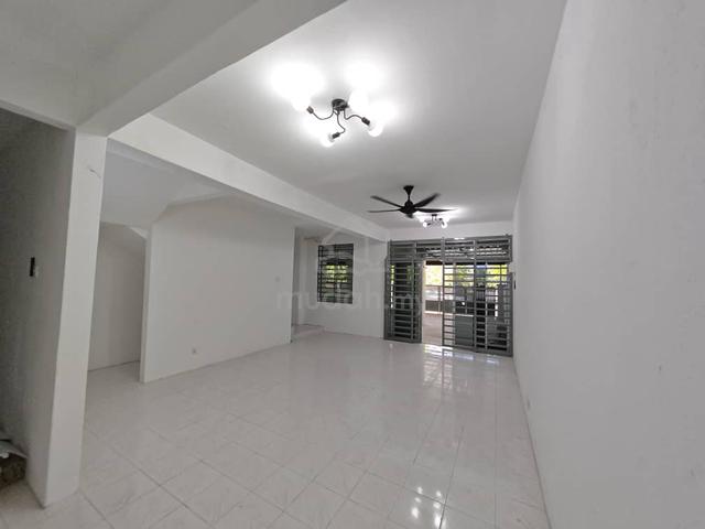 2 Sty House Fully Reno At Jalan Anggerik Amanjaya 1