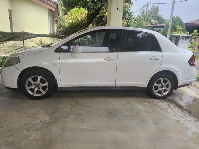 2008 Nissan LATIO 1.6 ST (A) - 4