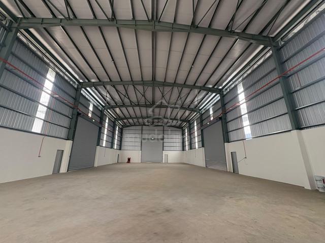 For Rent | 2 Adjoining Warehouse | With CCC | Permatang Tinggi 1