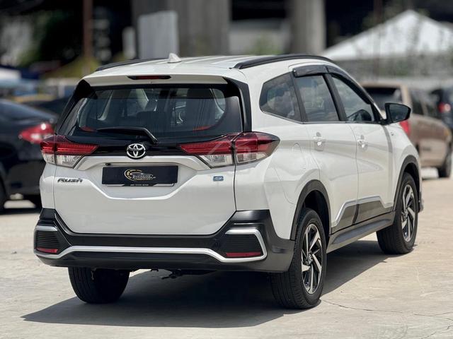 Toyota RUSH 1.5 S 7 SEATER FULL SPEC 1 OWNER ONLY! - 2