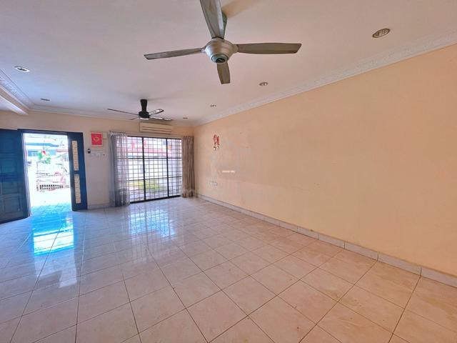 Terrace House For Sale - Bandar Damai Perdana 1